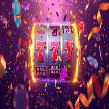 mobile casino lobby browsing with red esports styling for apk 222 readers